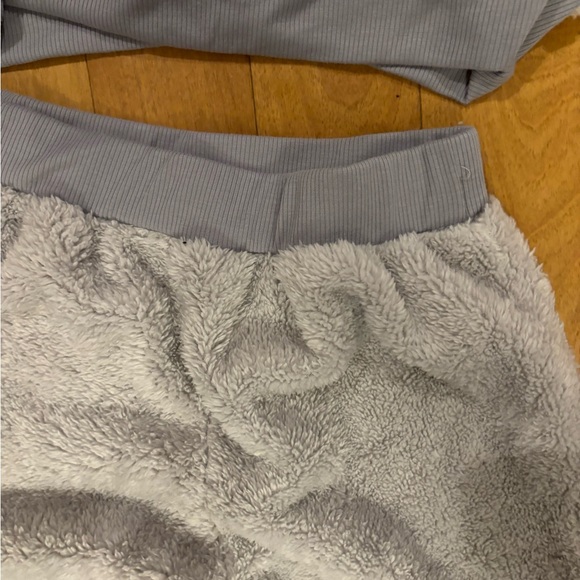 NWT two piece soft PJ. Xs - Picture 3 of 5